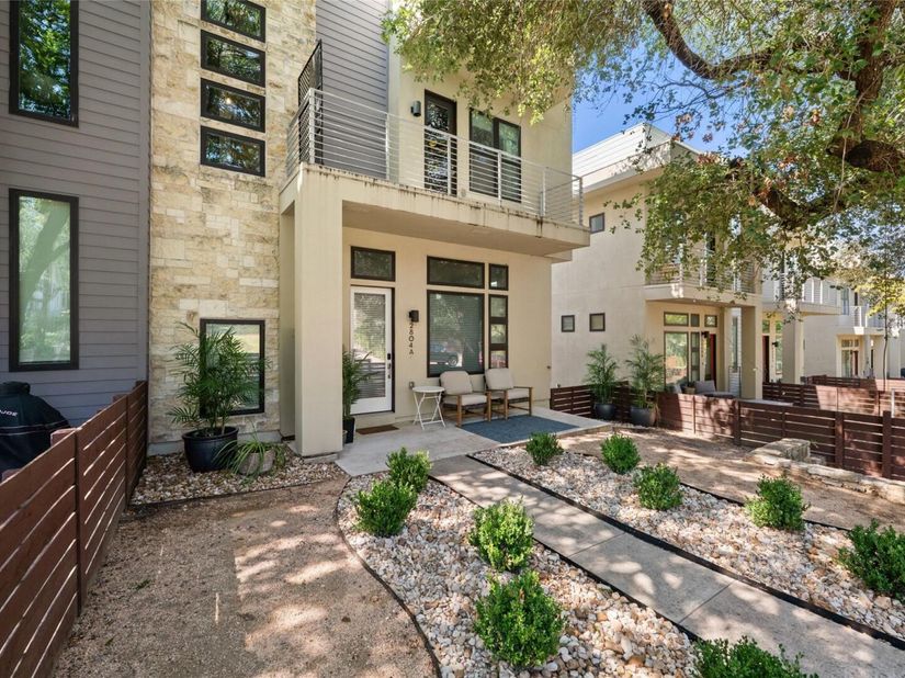 2804 S 5th ST A, Austin TX 78704