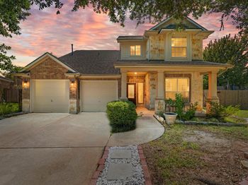 1300 Walnut CV