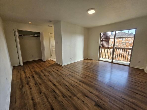 6903 Deatonhill DR 2, Austin TX 78745