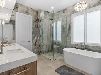 2305 Barton Creek BLVD
