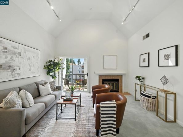 3183 Wayside Plz 320, Walnut Creek CA 94597