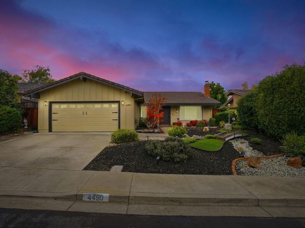 4490 Buckthorn Ct, Concord CA 94521