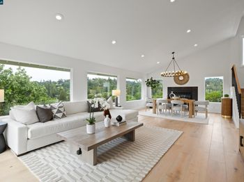 5 Wanda Ln