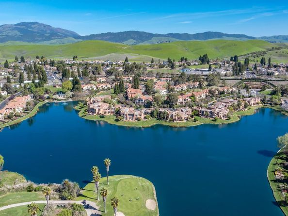 4059 W Lakeshore Dr, San Ramon CA 94582