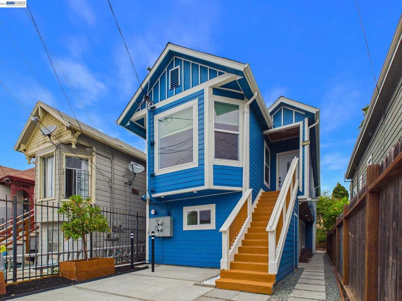 718 26th, Oakland CA 94612