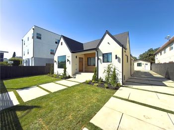 1629 W 80th St