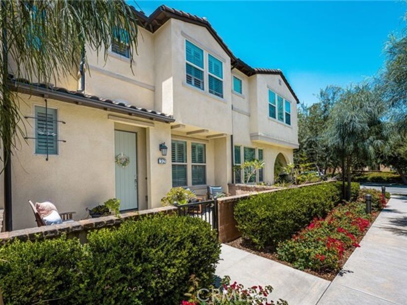 32 Savannah, Lake Forest (el Toro) CA 92630
