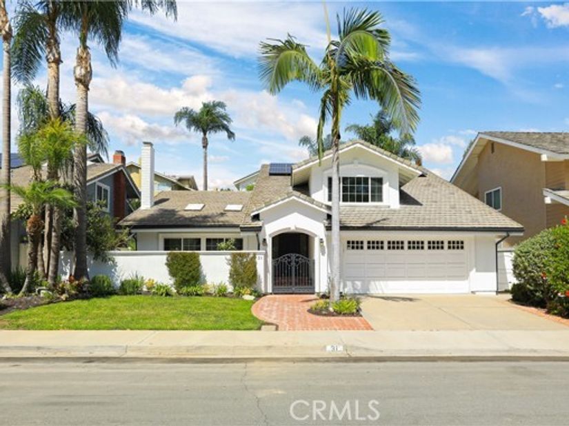 31 Silver Crescent, Irvine CA 92603