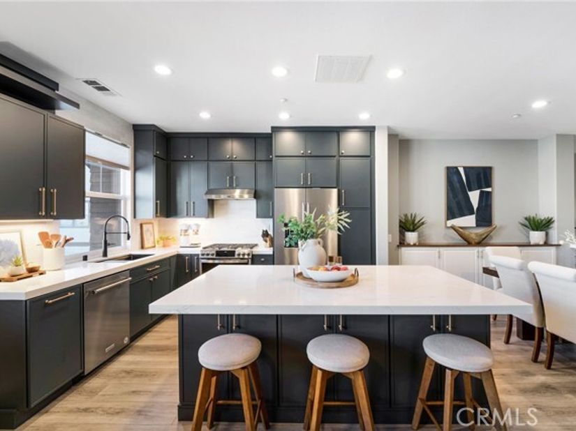 34 Clifford Ln, Ladera Ranch CA 92694