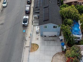 306 Averil Rd