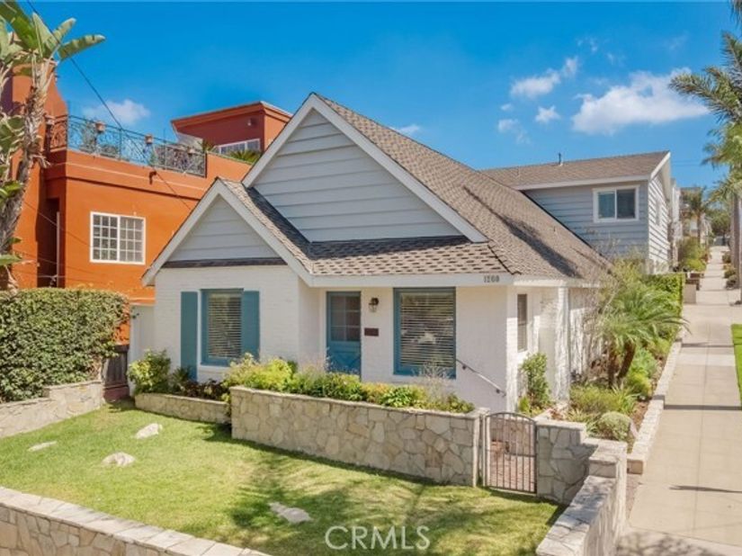 1200 N Ardmore Avenue, Manhattan Beach CA 90266
