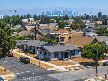 1457 W 52nd