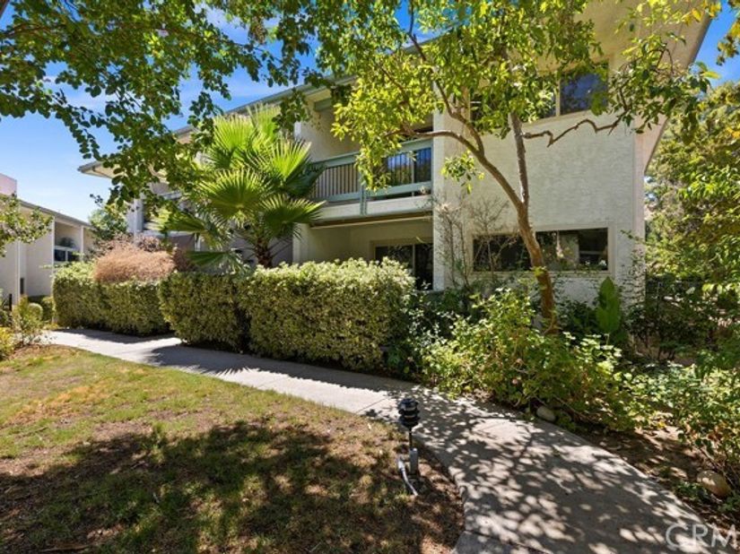 4716 Park Granada 198, Calabasas CA 91302