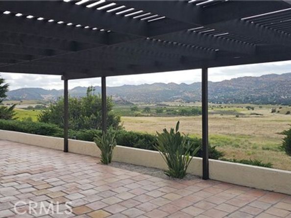 8971 Moorcroft, West Hills (los Angeles) CA 91304