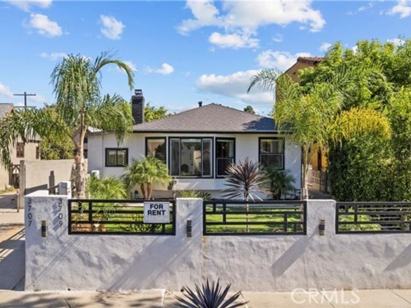 3707 Valleybrink Road, Los Angeles CA 90039