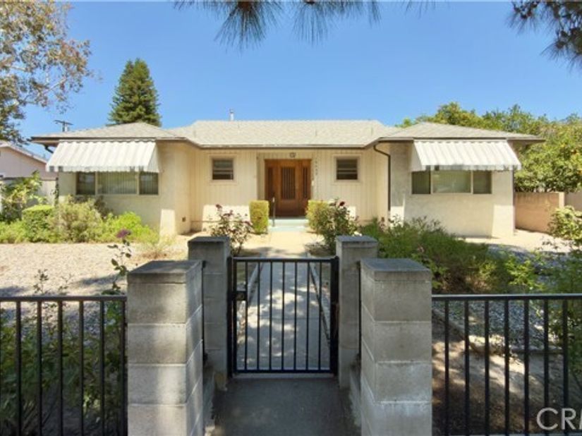 16029 Chatsworth, Granada Hills (los Angeles) CA 91344