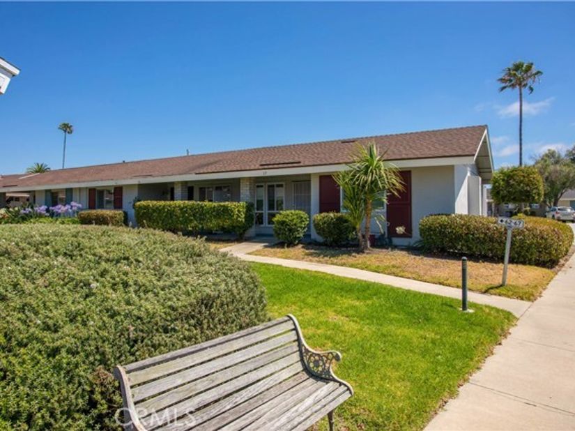 3685 Vista Campana 66, Oceanside CA 92057