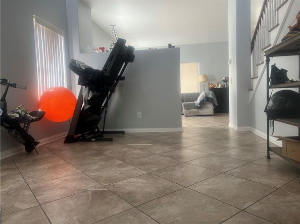 1127 Mcfarland, Wilmington (los Angeles) CA 90744