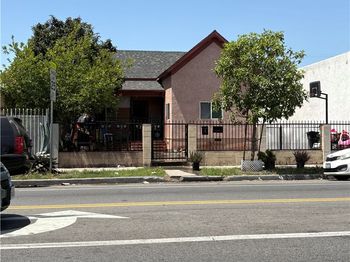 7607 S San Pedro