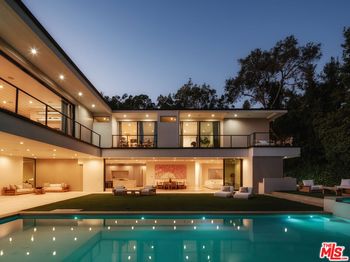 260 S Canyon View Drive