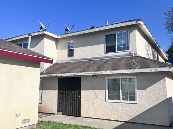 10516 S Broadway, Los Angeles CA 90003