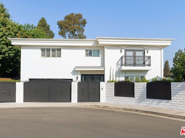 2744 S Bentley Avenue, Los Angeles CA 90064
