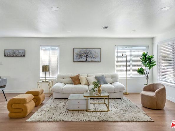 5832 6th Avenue, Los Angeles CA 90043