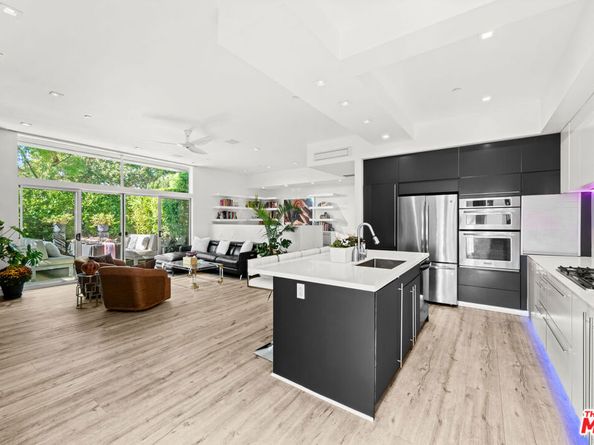 1250 N Harper Avenue 401, West Hollywood CA 90046