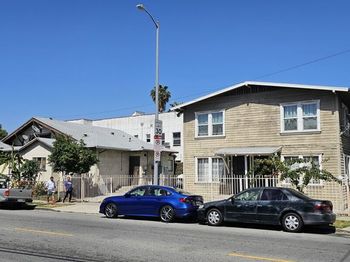 1120 N Van Ness Avenue