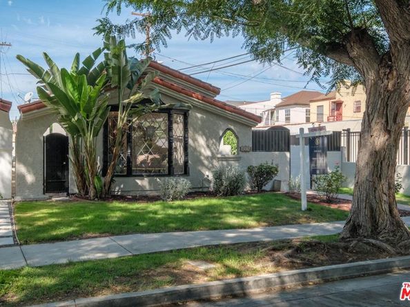 4215 S Norton Avenue, Los Angeles CA 90008