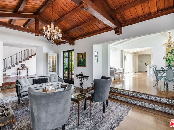 1046 Chautauqua Boulevard, Pacific Palisades CA 90272