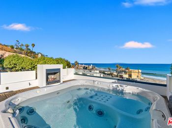 22065 Pacific Coast Highway