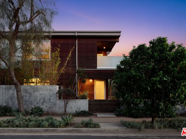 3554 Frances Avenue, Los Angeles CA 90066