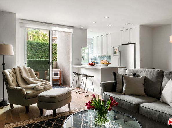 7250 Franklin Avenue 101, Los Angeles CA 90046