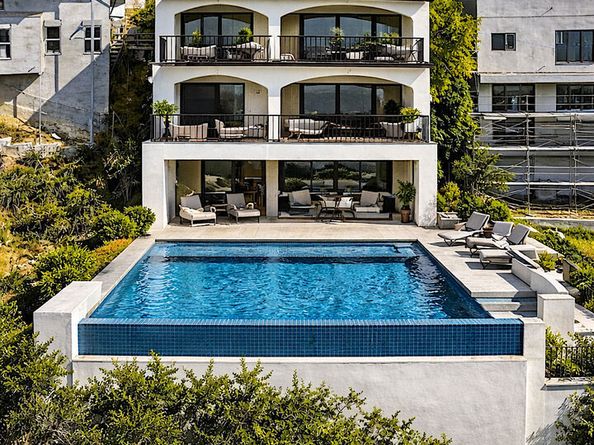 1879 N Sunset Plaza Drive, Los Angeles CA 90069