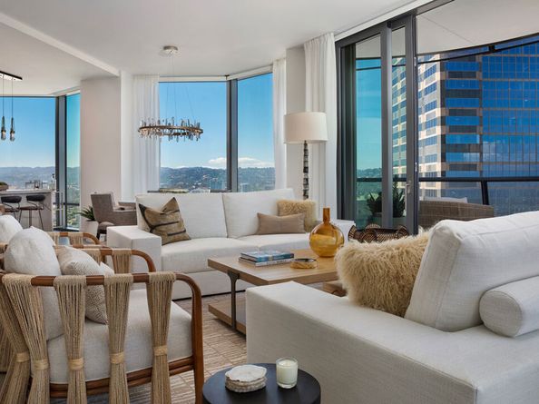 211 W Elm Court 26C, Los Angeles CA 90067