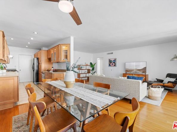 7260 Hillside Avenue 305, Los Angeles CA 90046