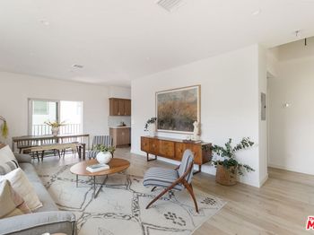 1/2 Bellevue Avenue