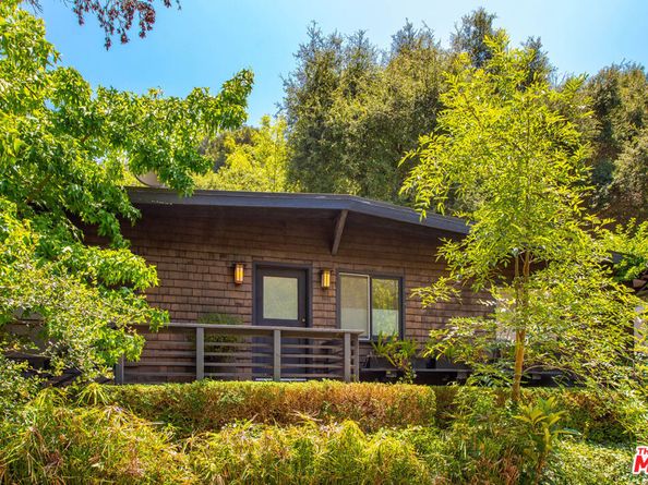 9648 Yoakum Drive, Beverly Hills CA 90210