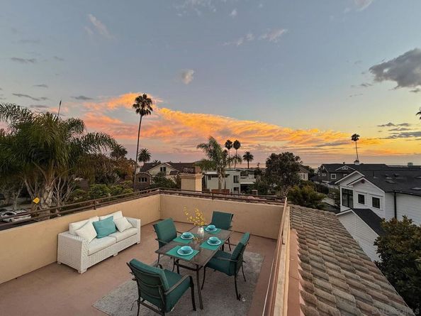 1100 Pine St, Coronado CA 92118
