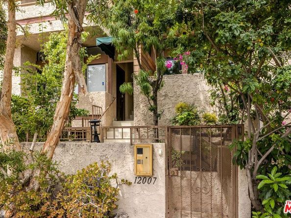 12007 Rochester Avenue 3, Los Angeles CA 90025