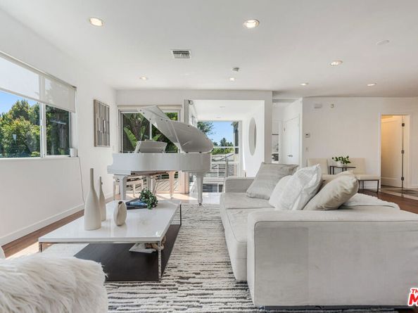 10336 Monte Mar Drive, Los Angeles CA 90064