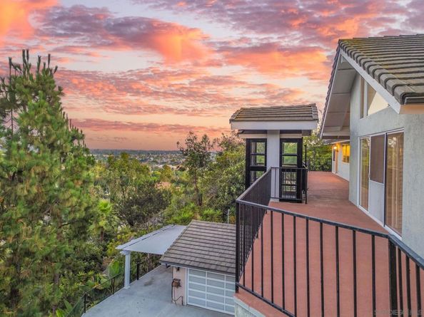 5874 Madra Ave, San Diego CA 92120