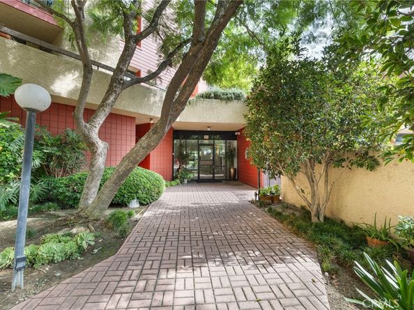 3961 Via Marisol 233, Los Angeles CA 90042