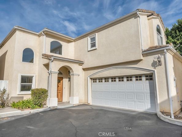 17743 Merridy Street, Northridge CA 91325