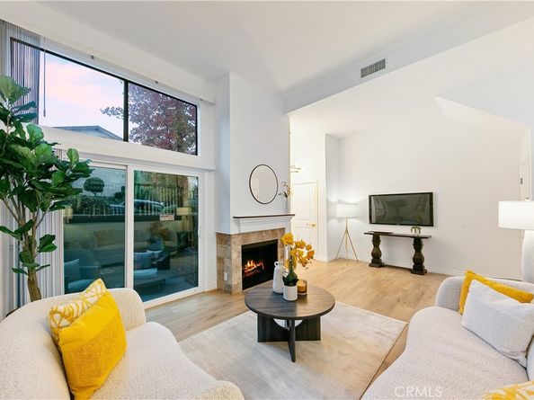 28156 Driver Avenue 5, Agoura Hills CA 91301