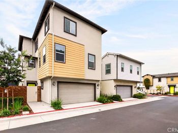 1208 Dock Lane