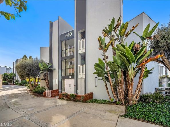 610 #214 The Village, Redondo Beach CA 90277