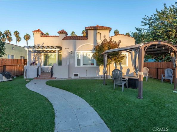 4524 7th Avenue, Los Angeles CA 90043