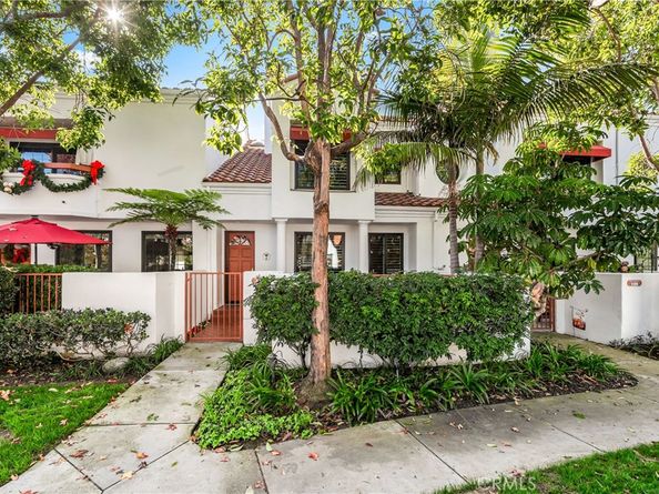 19481 Pompano 110, Huntington Beach CA 92648